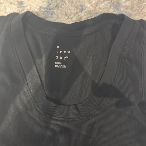 Target a new day black scoop neck tank top - Picture 2 of 2